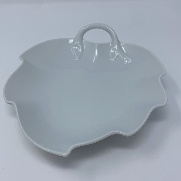 Hutschenreuther Germany Leaf Dish White - Picture 1 of 7